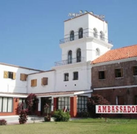 Hôtel Ambassador à Termas de Río Hondo Extérieur photo